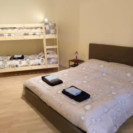Guest house Tom's